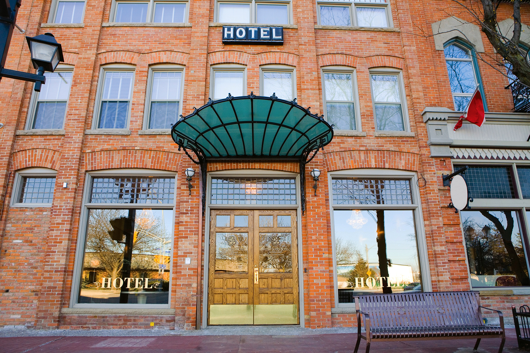 side entrance to retro suites